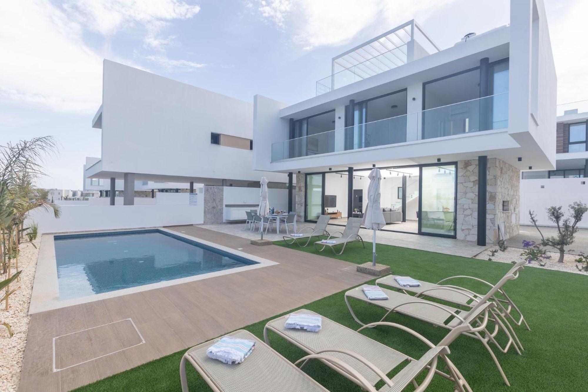 Aqua Aq05 Villa *